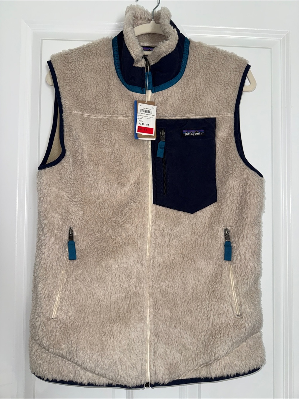 Patagonia Cream classic retro Fleece Vest with Chest Pocket and Teal Trim